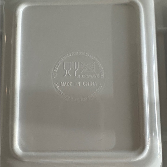 Flamingo Motif Melamine Three Section Serving Dish Craft Organizer - Picture 4 of 5